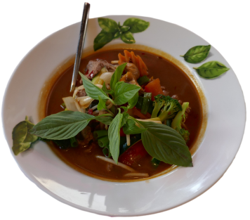Rindfleisch mit Peperoni und Thai-Basilikum
